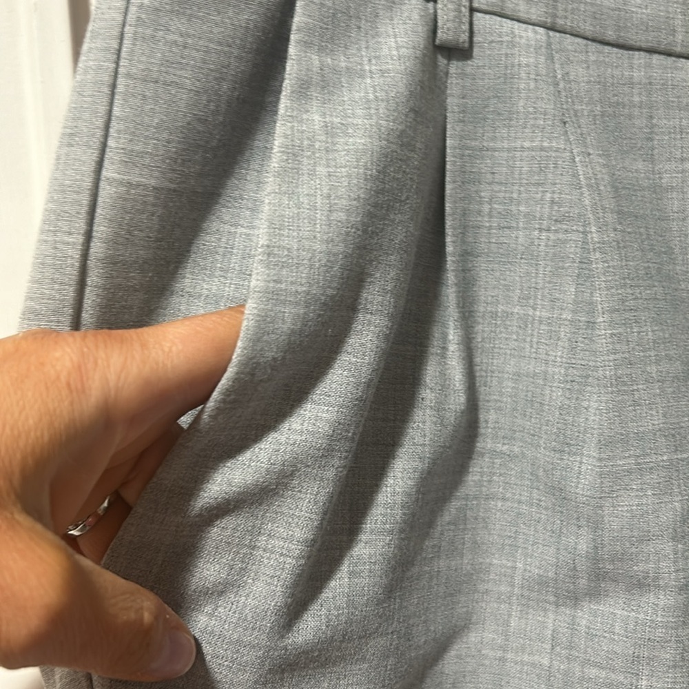 Express Design Studio Cropped Pant - Picture 2 of 6
